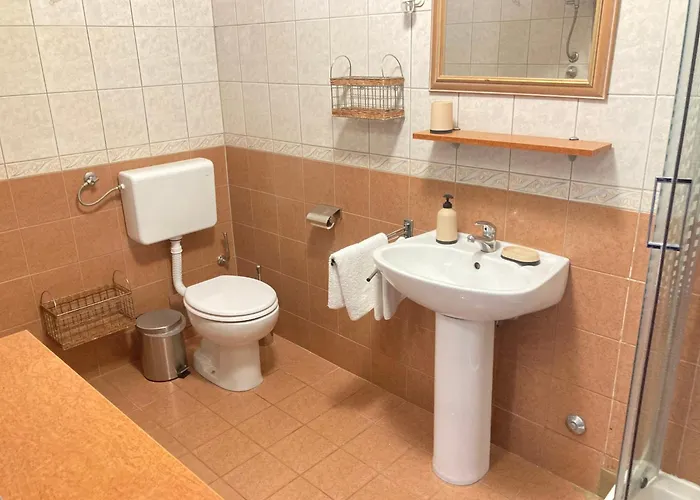 With Parking Space Klenovica, Novi Vinodolski - 24098 Apartman *