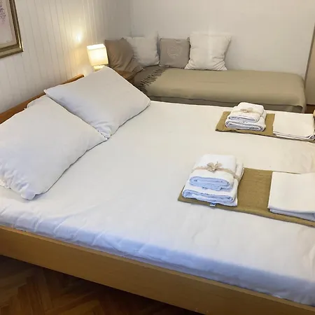Appartement With Parking Space Klenovica, Novi Vinodolski - 24098 *