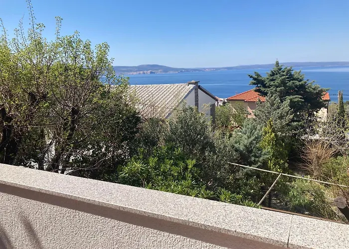 With Parking Space Klenovica, Novi Vinodolski - 24098 Апартаменты