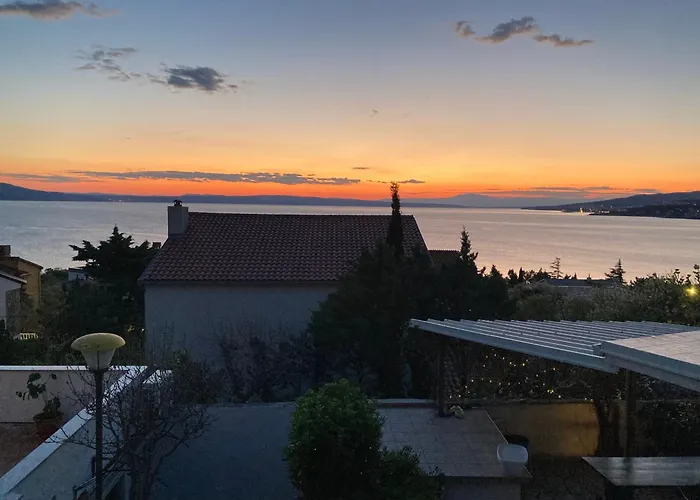 With Parking Space Klenovica, Novi Vinodolski - 24098 Апартаменты *